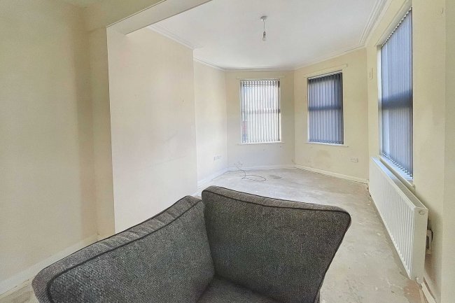 41 Warrenhouse Road, Waterloo, Liverpool, L22 6QN 2