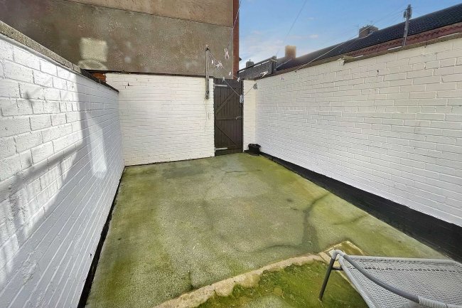 41 Warrenhouse Road, Waterloo, Liverpool, L22 6QN 2