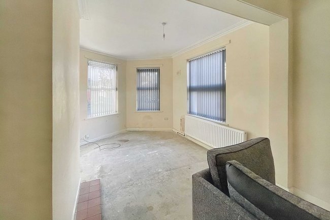 41 Warrenhouse Road, Waterloo, Liverpool, L22 6QN 2