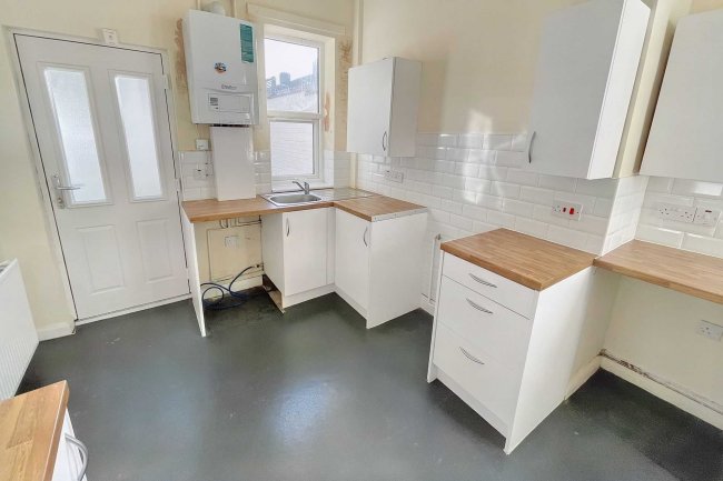 41 Warrenhouse Road, Waterloo, Liverpool, L22 6QN 2