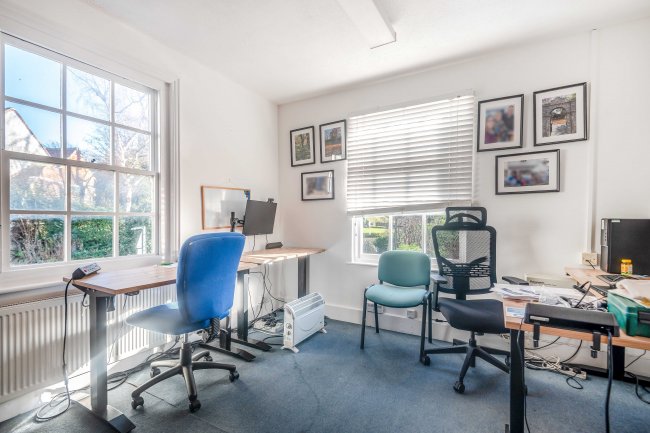 39  39.5  40  40a/41  42 Castle Street and 53 Quarry Street, Guildford GU1 3UA 6