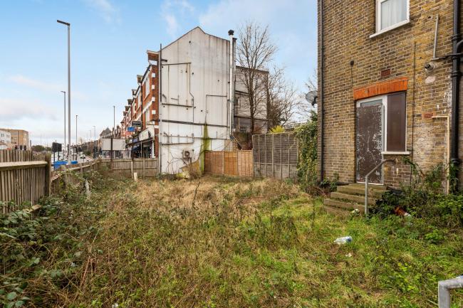 96 Natal Road, Bowes Park, London, N11 2HY 3