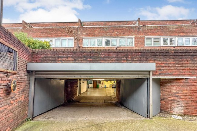 Caister House Garage, Roman Way, Islington, London, N7 8XL 8