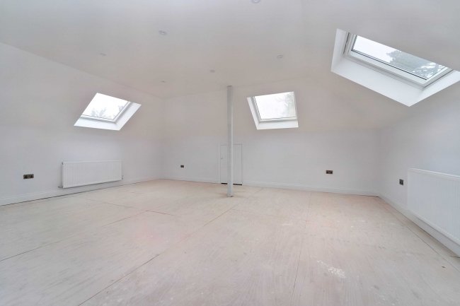 Leven House, Park Road, Slough, Berkshire, SL2 4PA 6