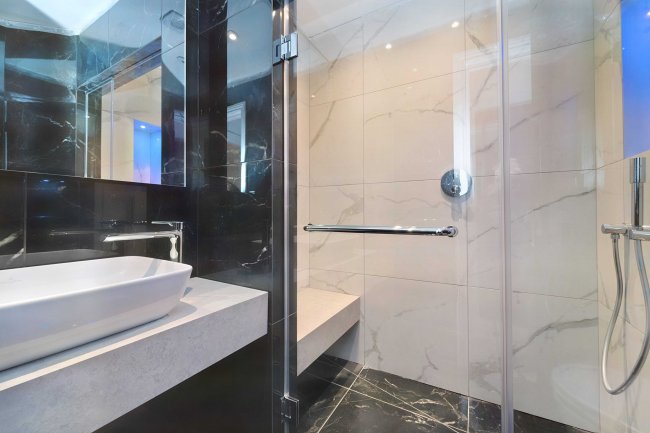 Leven House, Park Road, Slough, Berkshire, SL2 4PA 6