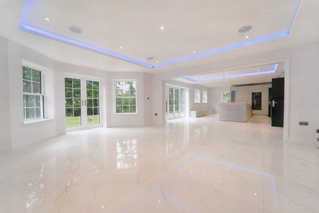 Leven House, Park Road, Slough, Berkshire, SL2 4PA 6