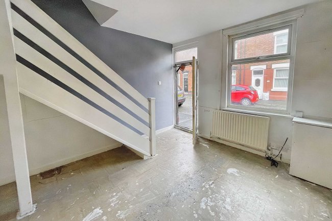 77 Silkstone Street, West Park, St. Helens, Merseyside, WA10 4PB 1