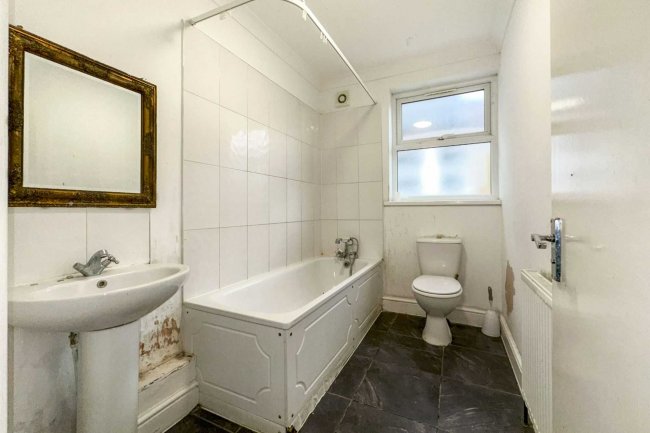 12 Rectory Road, Walthamstow, London, E17 3BQ 6