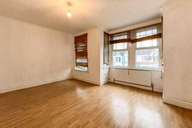 12 Rectory Road, Walthamstow, London, E17 3BQ 6