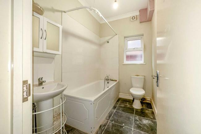 10 Rectory Road, Walthamstow, London, E17 3BQ 5