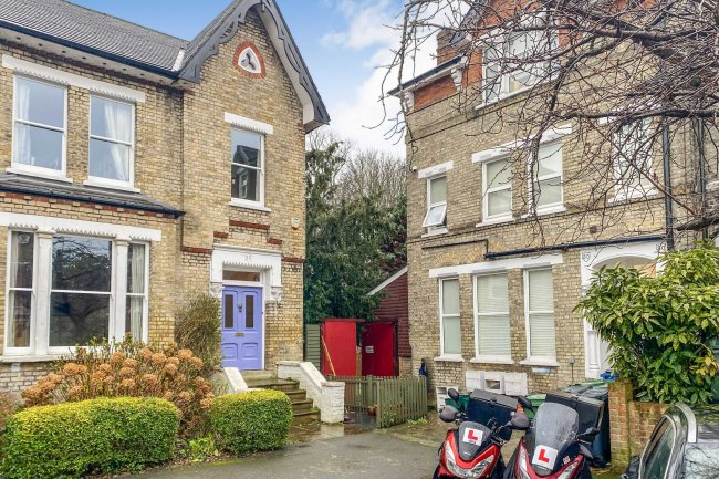 Land and garages adjacent to 30 Avington Grove, Penge, London, SE20 8RY 9