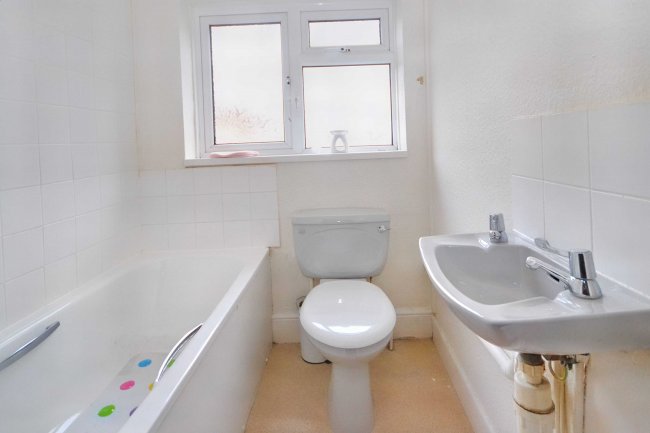 Flat 1, 440 Ashley Road, Parkstone, Poole, Dorset, BH14 0AA 2