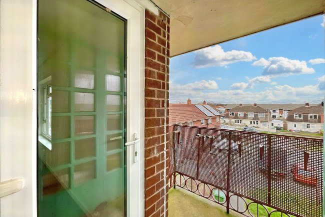 66b Glasshouse Lane, Exeter EX2 7BU 3