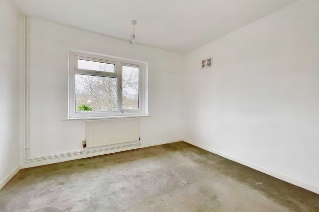 66b Glasshouse Lane, Exeter EX2 7BU 3