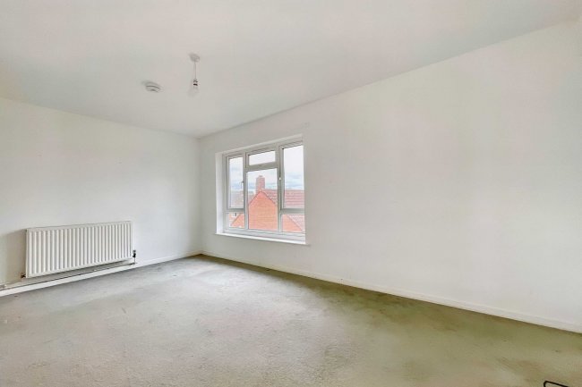 66b Glasshouse Lane, Exeter EX2 7BU 3