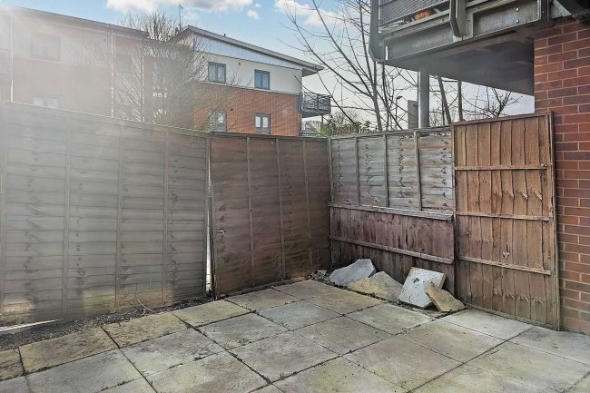 Flat 4 Lancaster House, Gunyard Mews, London, SE18 4GF 1