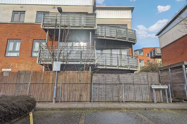 Flat 4 Lancaster House, Gunyard Mews, London, SE18 4GF 1