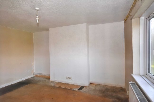 1 Shaw Bridge, Kiln Road, Shaw, Newbury, Berks, RG14 2EX 2