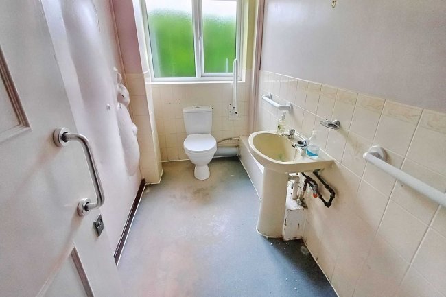 1 Woodlands Avenue, Cheddleton, Leek, ST13 7BY 10