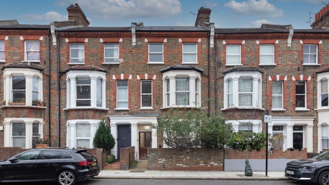 Flat B 153 Bravington Road, Maida Vale, London, W9 3AT 6