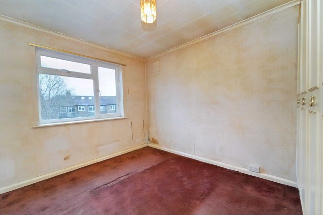 63A Reading Road, Northolt, UB5 4PH 9