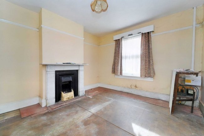 149 Wendover Road, Staines Upon Thames, Surrey, TW18 3DQ 9