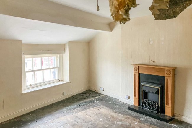 1 & 3 Market Place, Workington, CA14 4AX 10