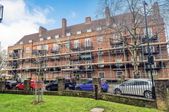 Flat 20 Whiteley House, Brixton Hill, London, SW2 4NF 2