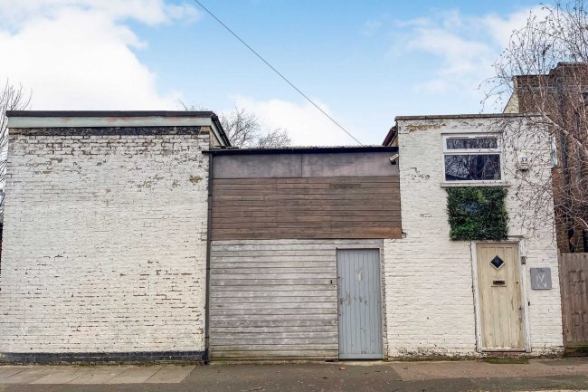 78B Effra Road, Wimbledon, London SW19 8PP 4