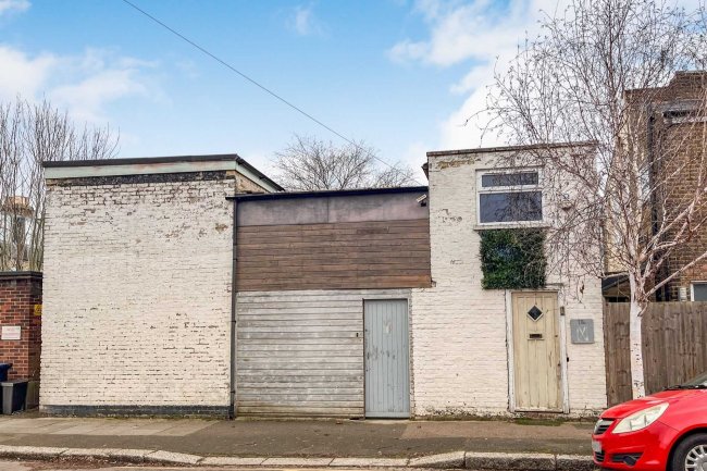 78B Effra Road, Wimbledon, London SW19 8PP 4