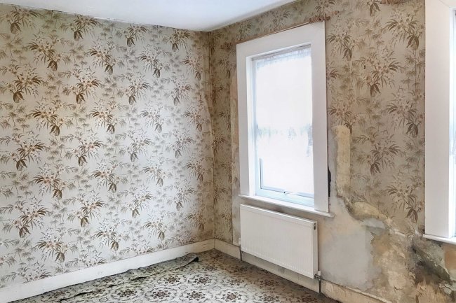 19 Blewitts Cottages, Romford RM13 8SL 7