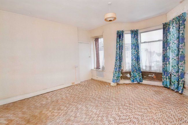 9 Cromwell Road, Bristol, BS5 7NA 5