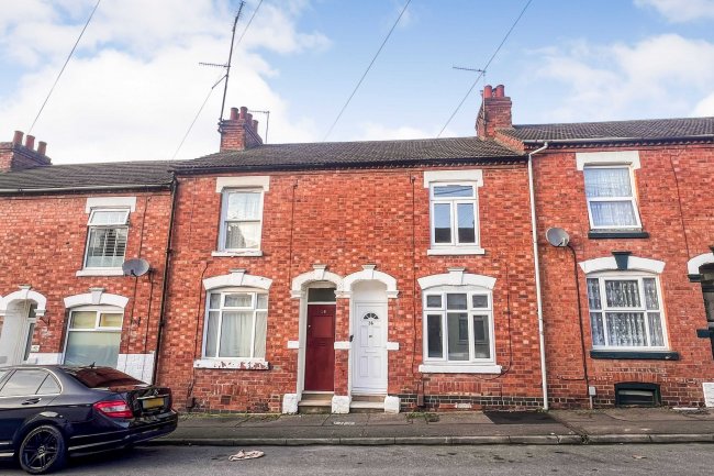 36 Baker Street, Northampton, NN2 6DJ 9