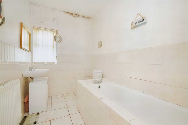 18 Havelock Street, Blackpool, FY1 4BN 6