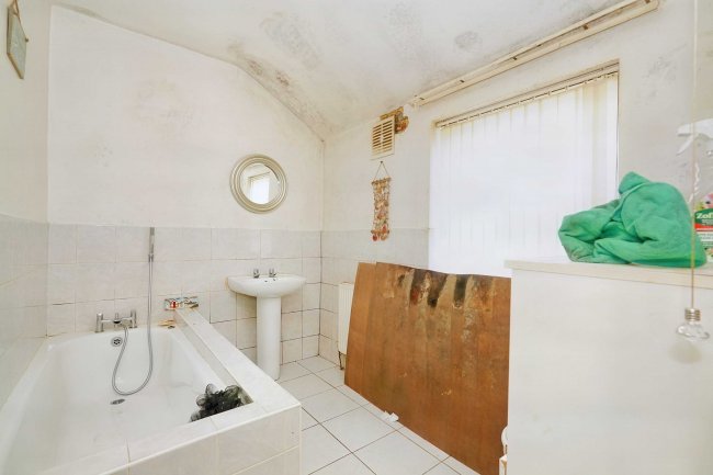 18 Havelock Street, Blackpool, FY1 4BN 6