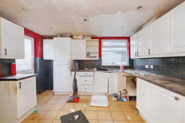 18 Havelock Street, Blackpool, FY1 4BN 6