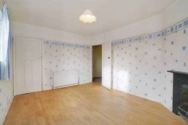 17 Spring Close, Castle Gresley, Swadlincote DE11 9LQ 10