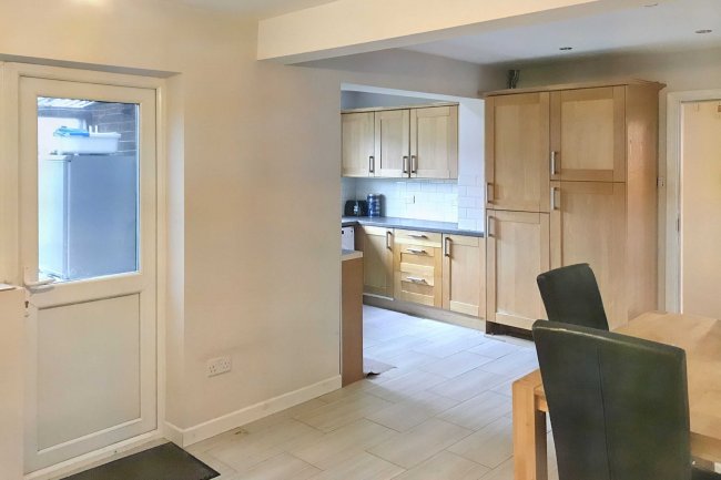 20 Carlton Drive, Hadleigh, Benfleet, SS7 3YQ 6