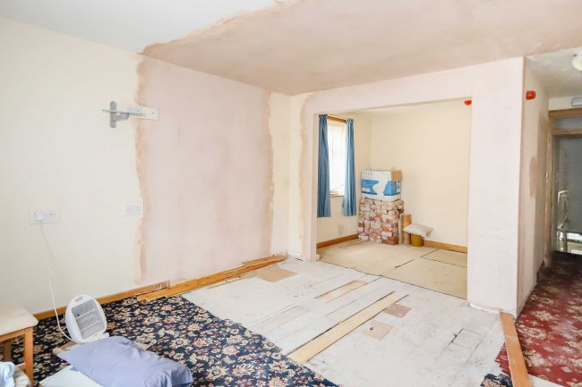 12 Palatine Road, Blackpool, Lancashire, FY1 4BT 8