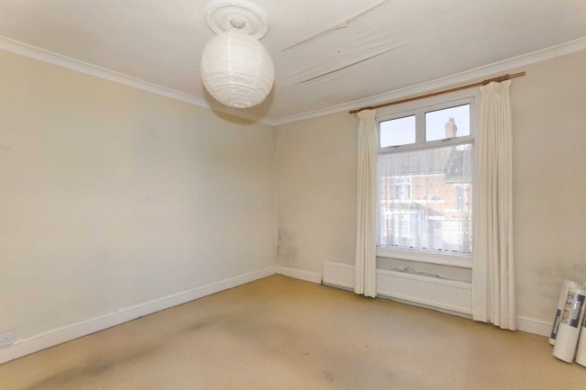 28 Washbrook Road, Rushden, Northamptonshire, NN10 9UX 7