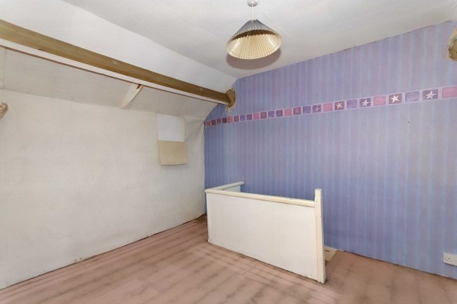 28 Washbrook Road, Rushden, Northamptonshire, NN10 9UX 7