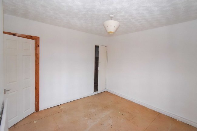 106 Queens Road, Hinckley, LE10 1EF 1