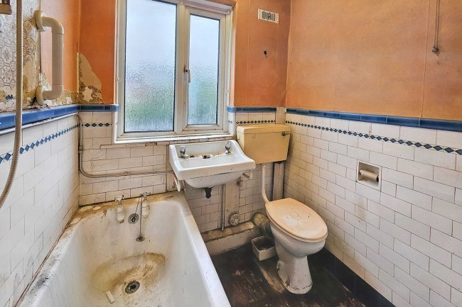 183 Layton Road, Blackpool, Lancashire, FY3 8ES 4