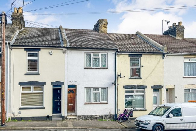 89 Glencoe Road, Chatham, Kent, ME4 5QG 6