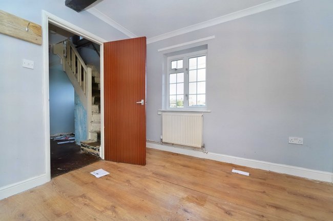 29 Malthouse Square, Beaconsfield, Buckinghamshire, HP9 2LD 10