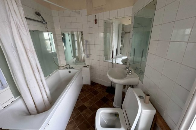 1-2 Pier Road, Littlehampton, BN17 5BA 7