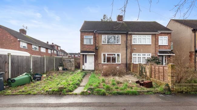 57 Brookfield Lane East, Cheshunt, Waltham Cross, EN8 0PZ 4