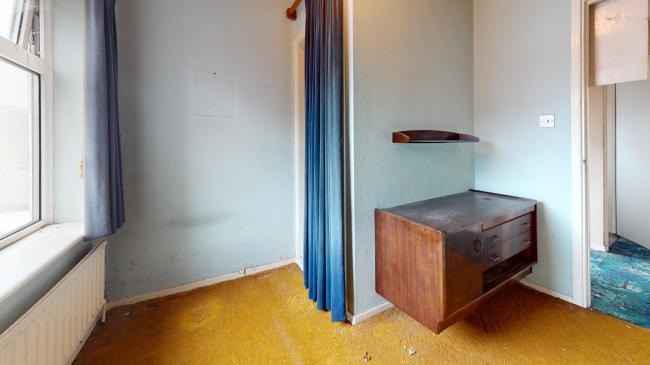 57 Brookfield Lane East, Cheshunt, Waltham Cross, EN8 0PZ 4