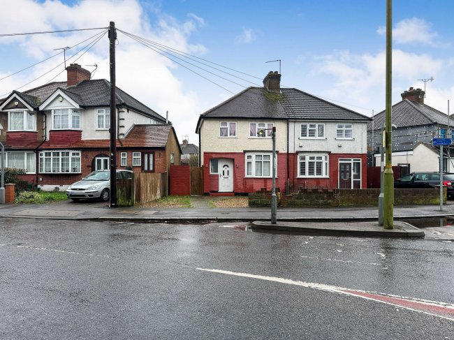 179 Sheepcot Lane, Watford WD25 0ED 3