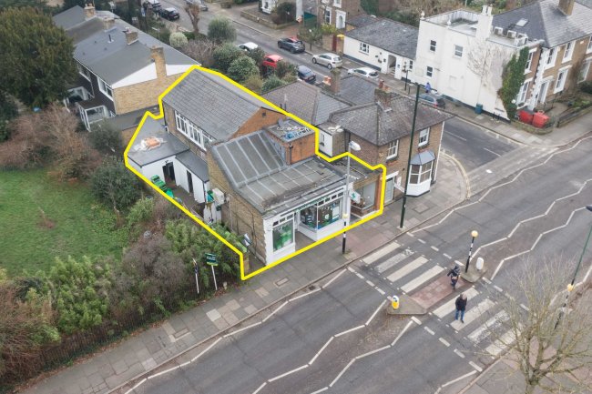 31-33 Park Road, Teddington, TW11 0AB 9